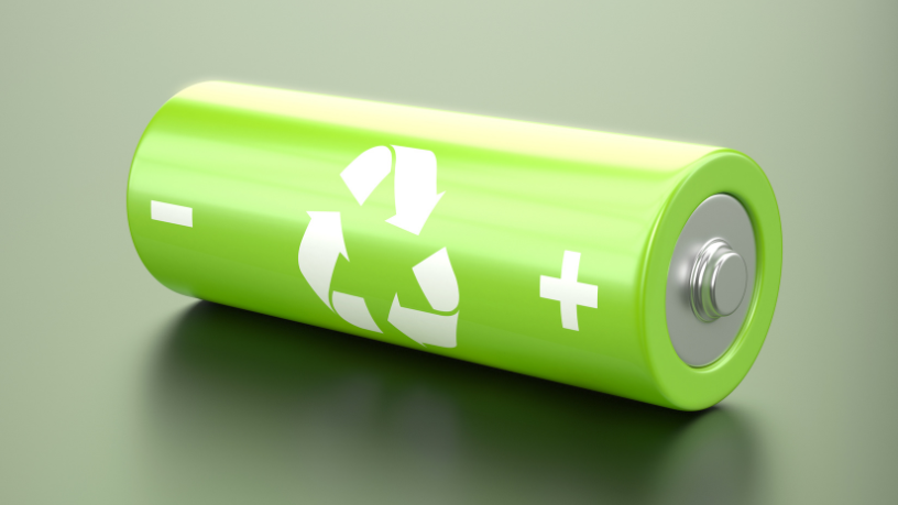 Sustentabilidade em movimento: Sérgio Bento De Araújo destaca o papel das baterias recicláveis no futuro dos carros elétricos.